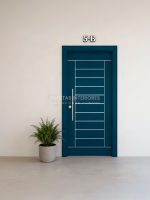 Puerta exterior con duelas