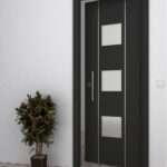 Puerta exterior con 3 vidrios y 2 lineas verticales fresadas