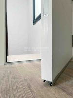 Puerta exterior con vidrios decorativos - Imagen 3