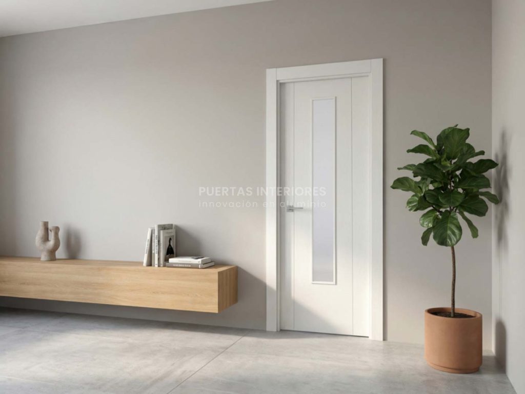 Puerta de interior de aluminio blanca corredera con vidrios y rayas verticales
