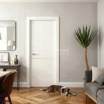 Puerta interior abatible de ALUMINIO fresada con 2 líneas horizontales