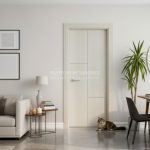 Puerta interior abatible de ALUMINIO fresada con 1 línea vertical y 2 horizonales desiguales