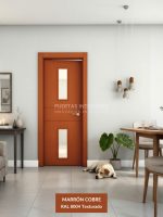 Puerta interior abatible de ALUMINIO fresada con 2 líneas horizontales y 2 vidrios verticales