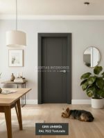 Puerta interior abatible de ALUMINIO fresada con 2 líneas verticales