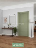 Puerta interior abatible de ALUMINIO fresada con 4 líneas horizontales