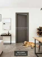 Puerta interior abatible o corredera de ALUMINIO con 6 líneas verticales