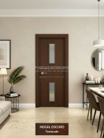 Puerta interior abatible de ALUMINIO con 2 líneas horizontales con aluminio color plata y 2 vidrios verticales