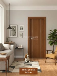Puerta interior abatible de ALUMINIO con 2 línias verticales con aluminio color plata